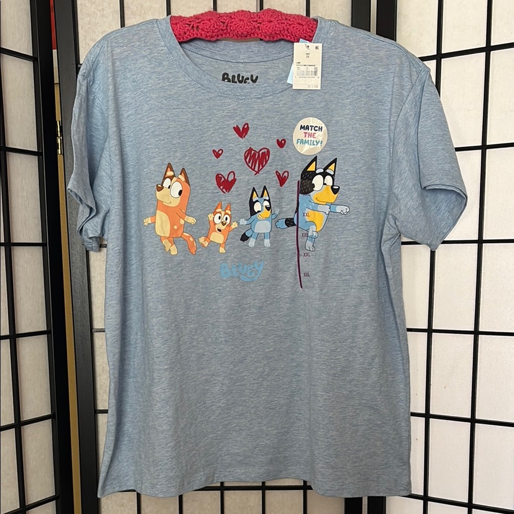 Graphic T-Shirt - Bluey.  XXL. (Kids/junior) short sleeve Tee